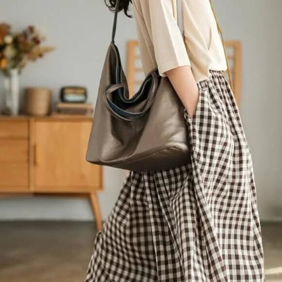 Plaid Gingham Wide Leg Capri Pants - Picture 5 of 6